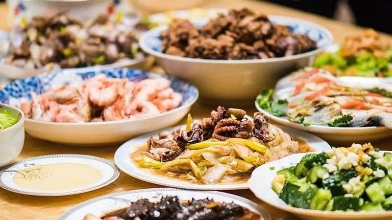 粮油店与卖菜：哪个生意更佳？**